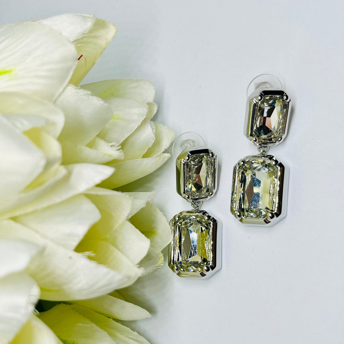 Silver toned Geometric Drop Earrings