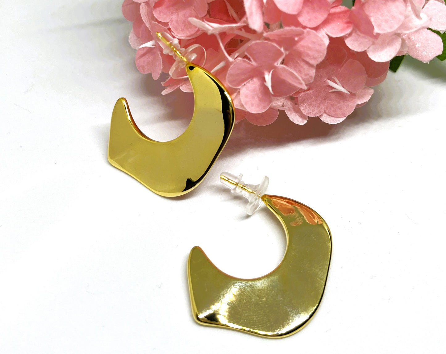 Distorded Gold Earrings