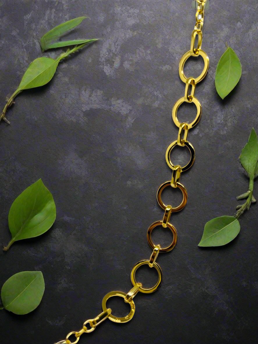 Circle Link Chain Necklace